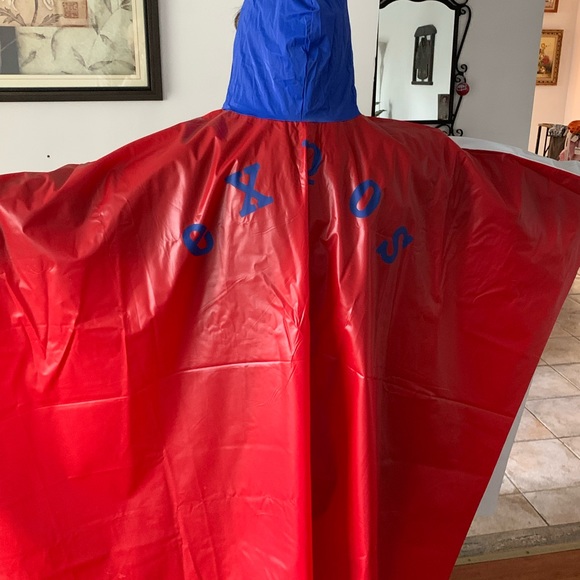 Montreal Expos vintage RARE find poncho rain coat with hoodie One size - Picture 5 of 6